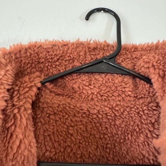 Madewell Reversible Sherpa Puffer Jacket in Warm Umber - Picture 3 of 10